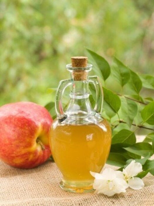 Apple cider vinegar is one of the best remedies for nail fungus. 